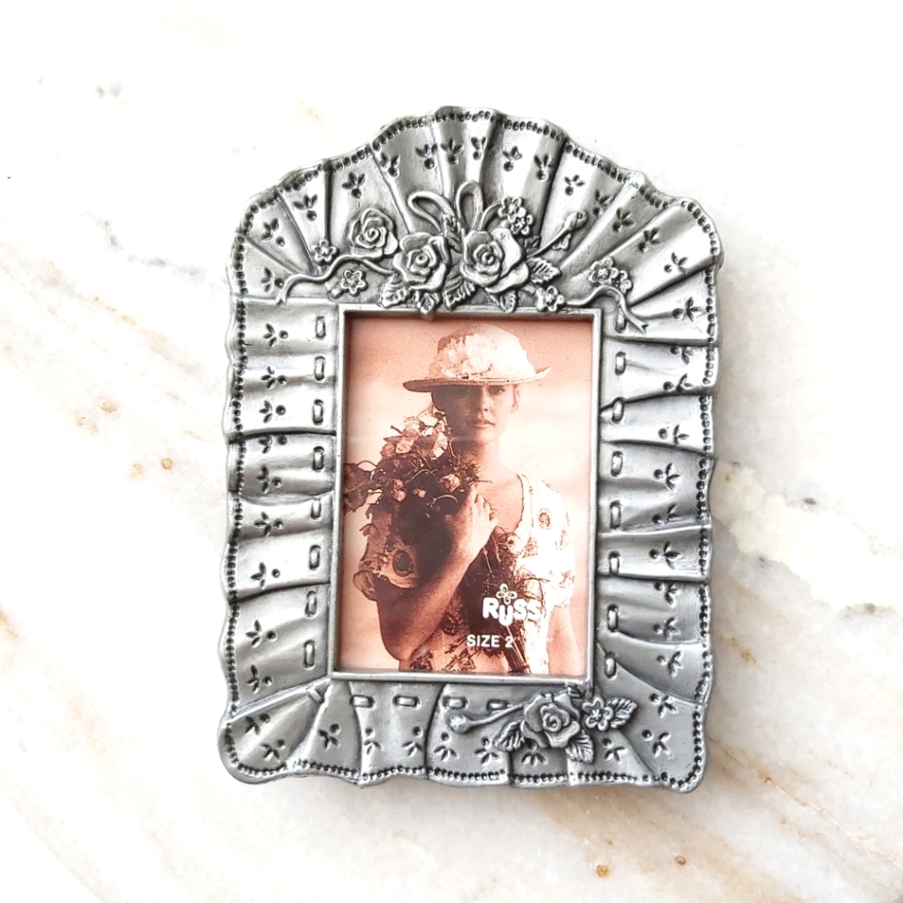 Vintage Russ Berrie Pewter Mini Picture Frame - Ornate Ruffle Fan Rose 2x3
